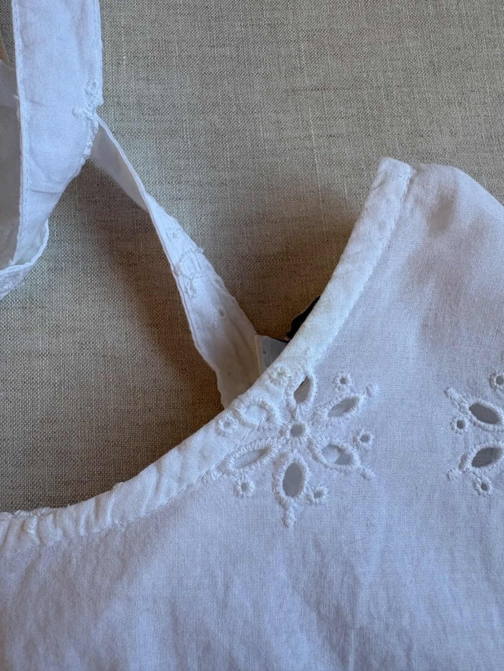 Madewell Cotton Eyelet Top - Picture 6 of 6